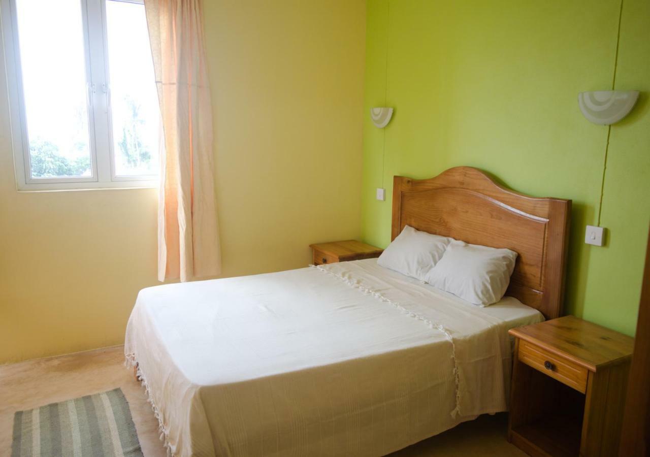 Hotel Le Rosier à Trou dʼEau Douce Extérieur photo